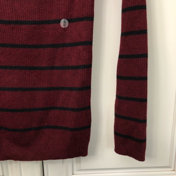 NWT American Eagle women’s ribbed top/sweater - Picture 4 of 9